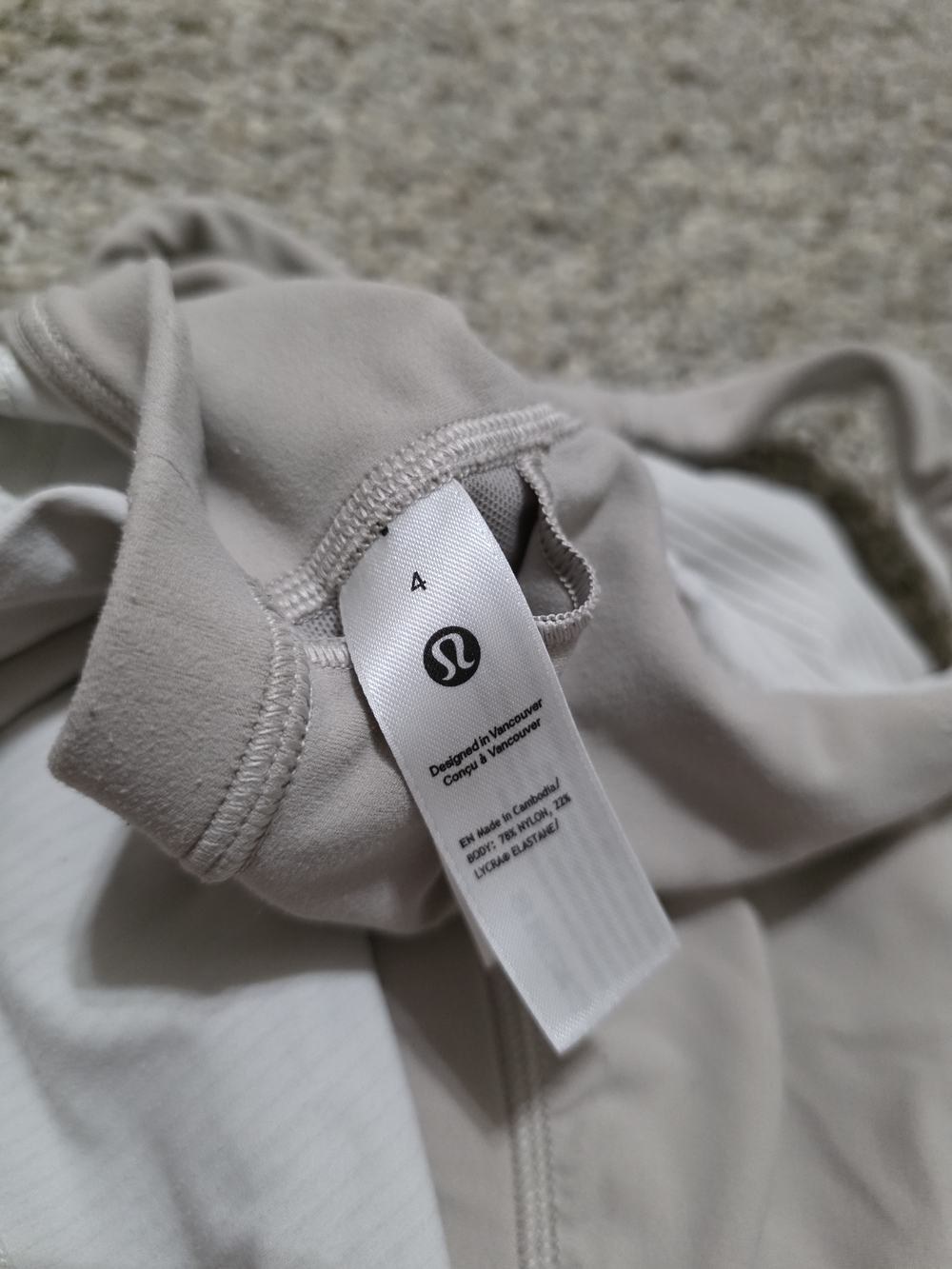 Lululemon - Picture 5 of 5